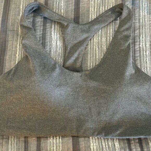 Old Navy Power Sport Gray Sports Bra Size Med EUC #M-015 - Picture 2 of 5